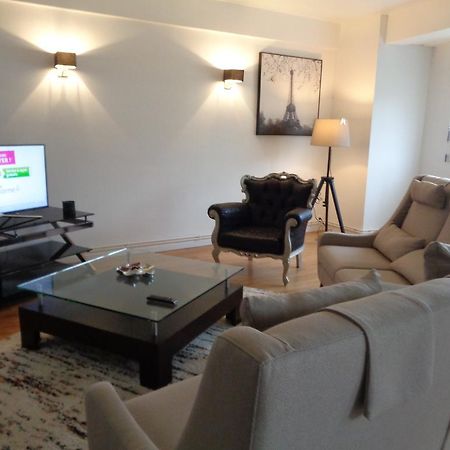 Le Saint Vincent Apartment เอแปร์เน ภายนอก รูปภาพ