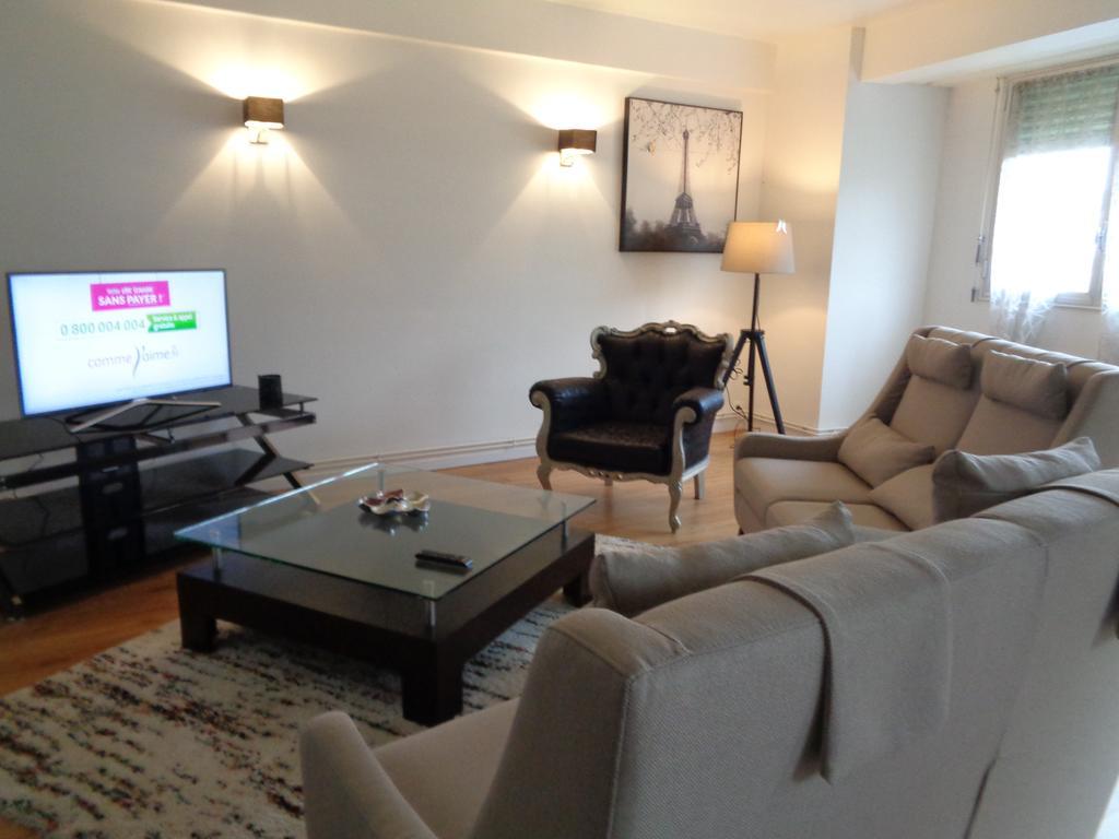 Le Saint Vincent Apartment เอแปร์เน ภายนอก รูปภาพ